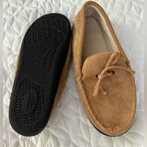 Isotoner Slippers